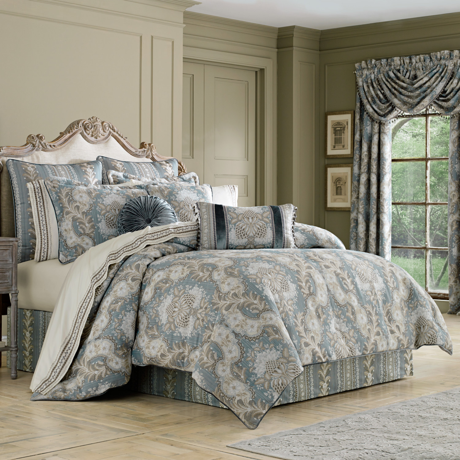 French Blue King 4Pc. Comforter Set