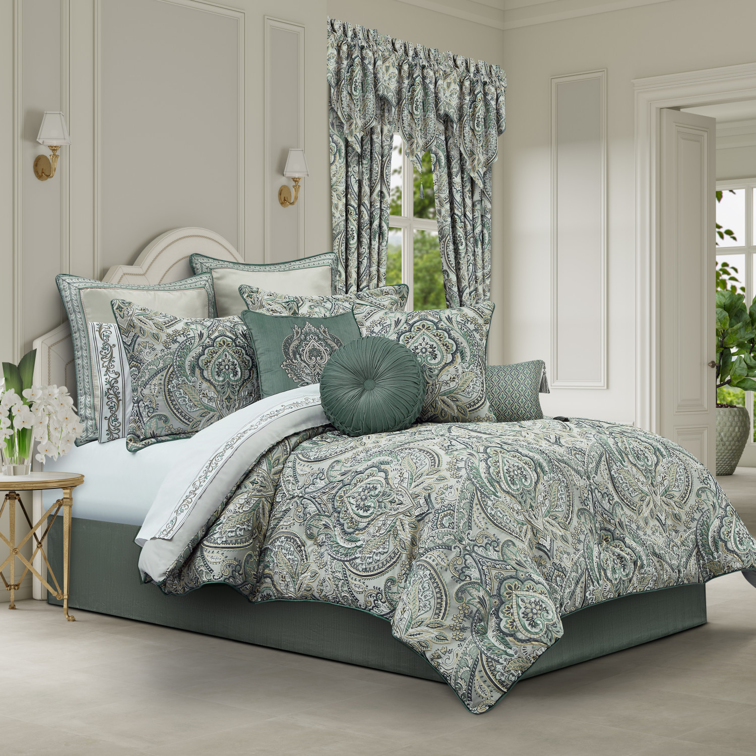 Spa Queen 4Pc. Comforter Set