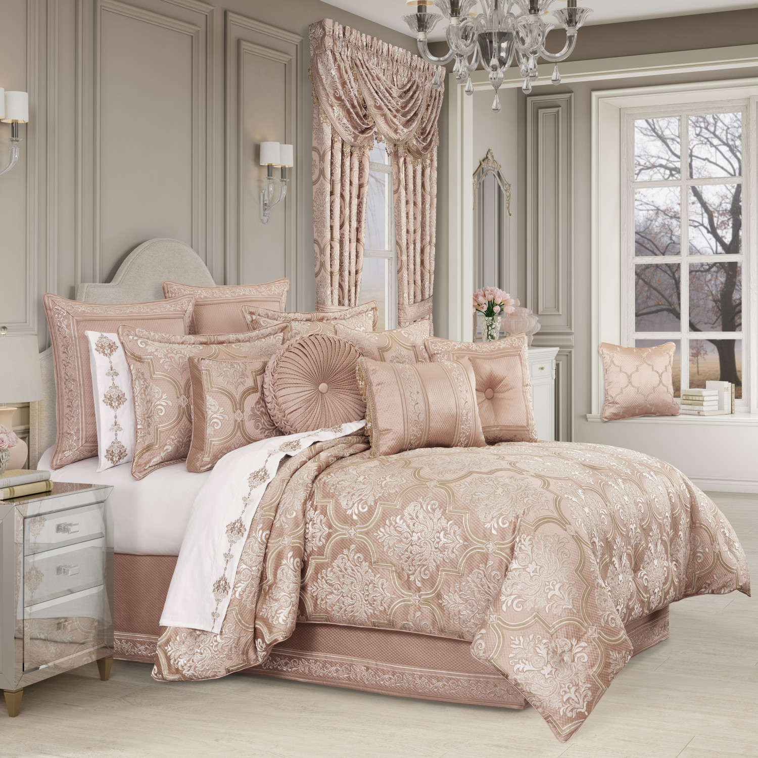 Blush Queen 4Pc. Comforter Set