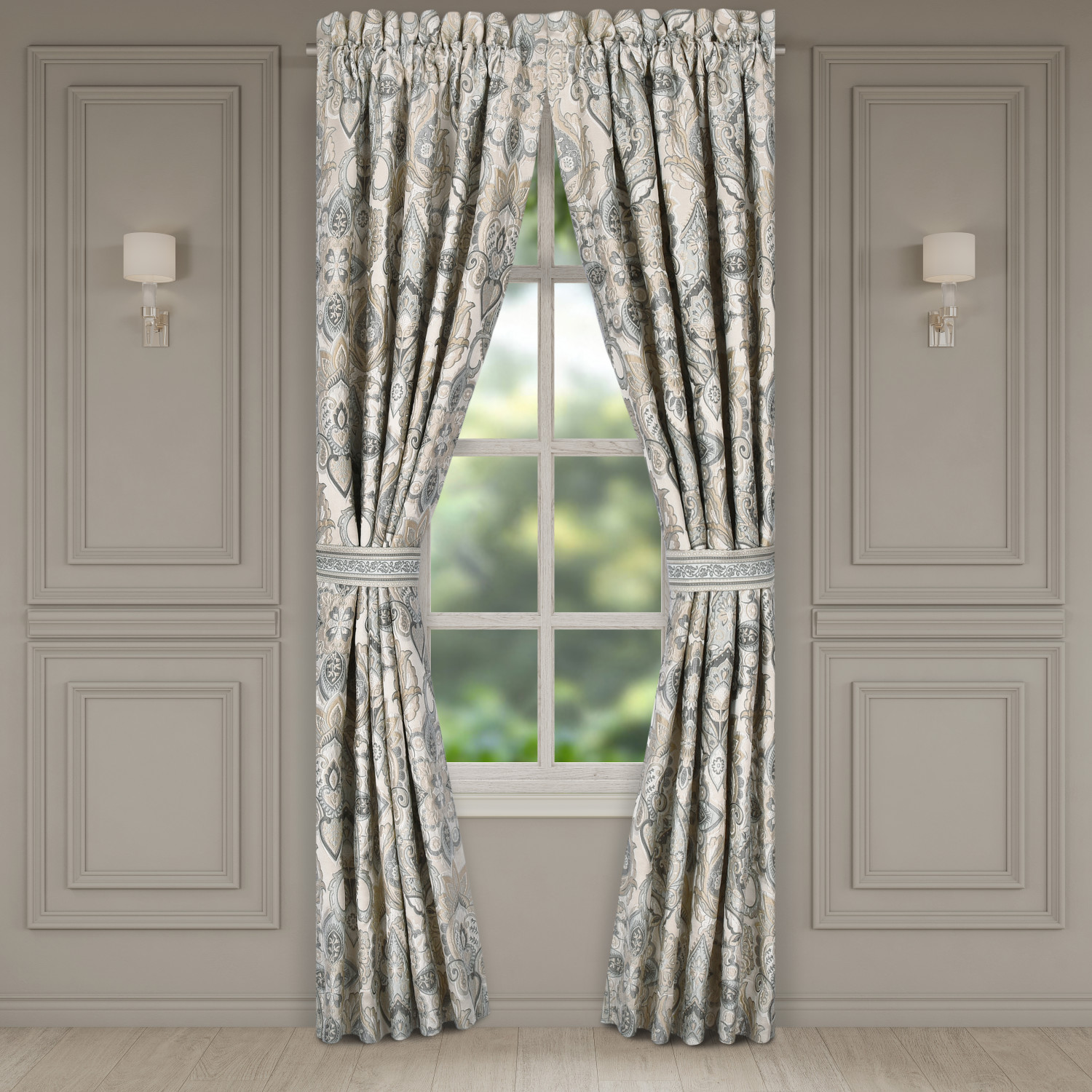 Spa Queen 4Pc. Comforter Set