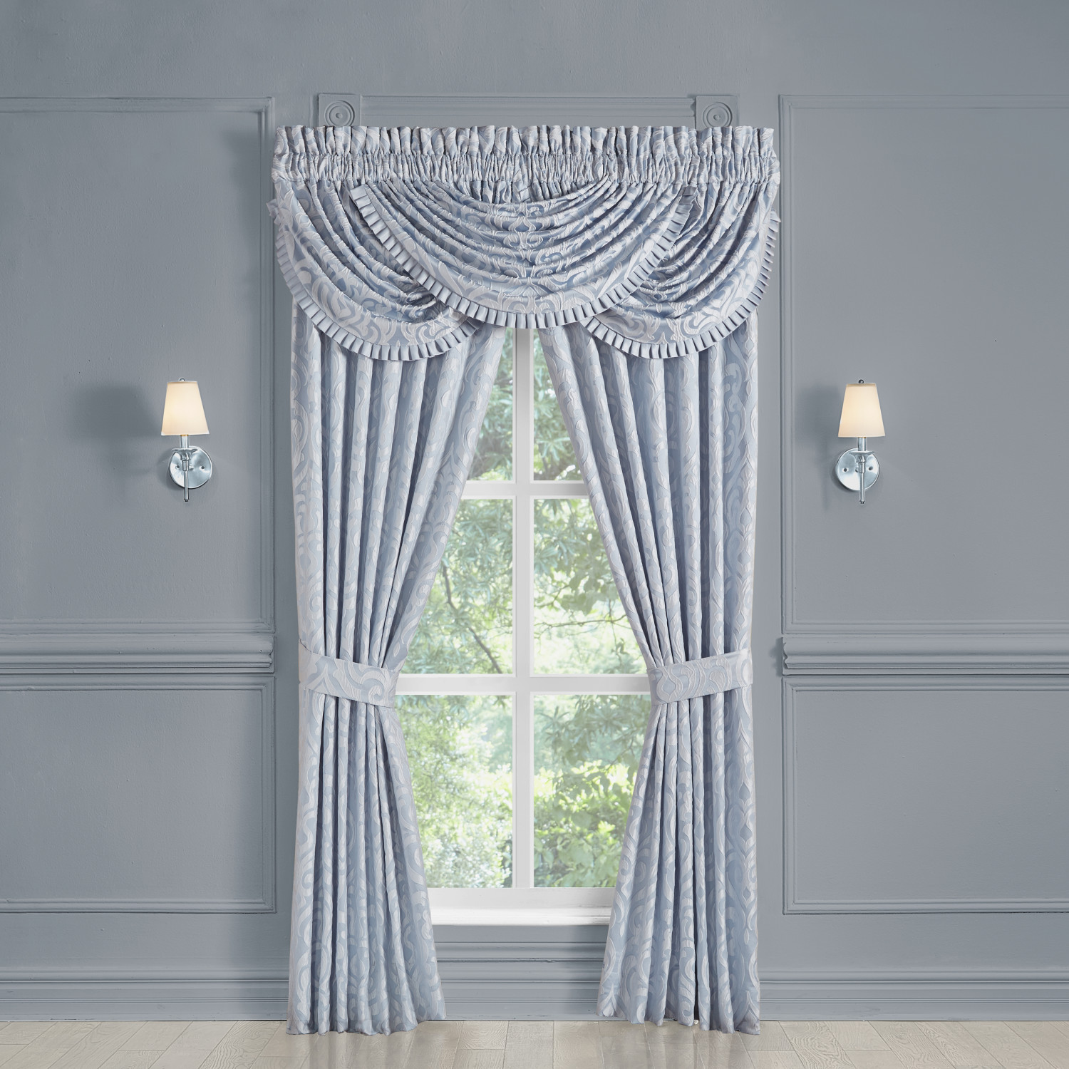 Powder Blue Queen 4Pc. Comforter Set