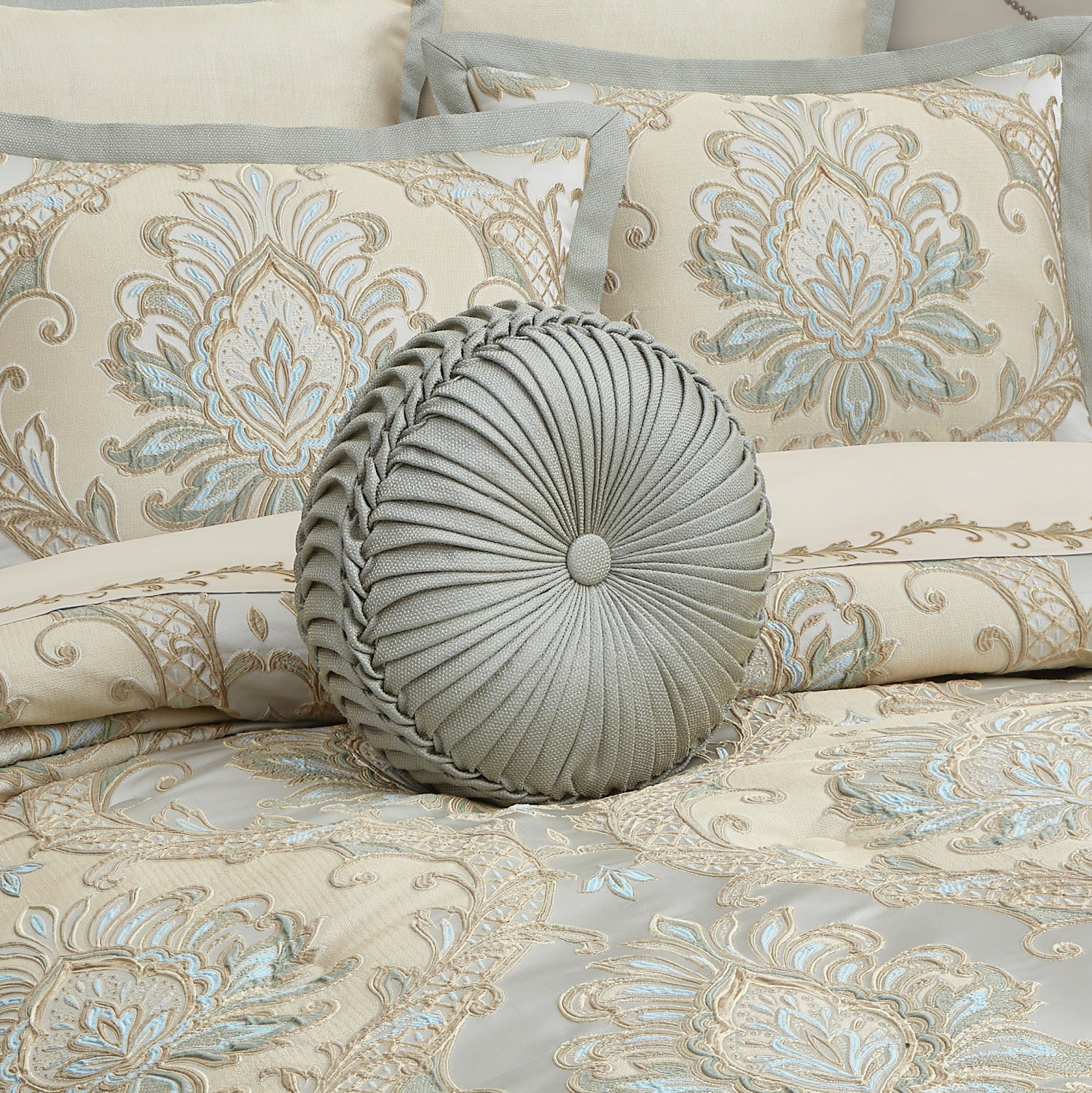 Sage Tufted Round Decorative Throw Pillow