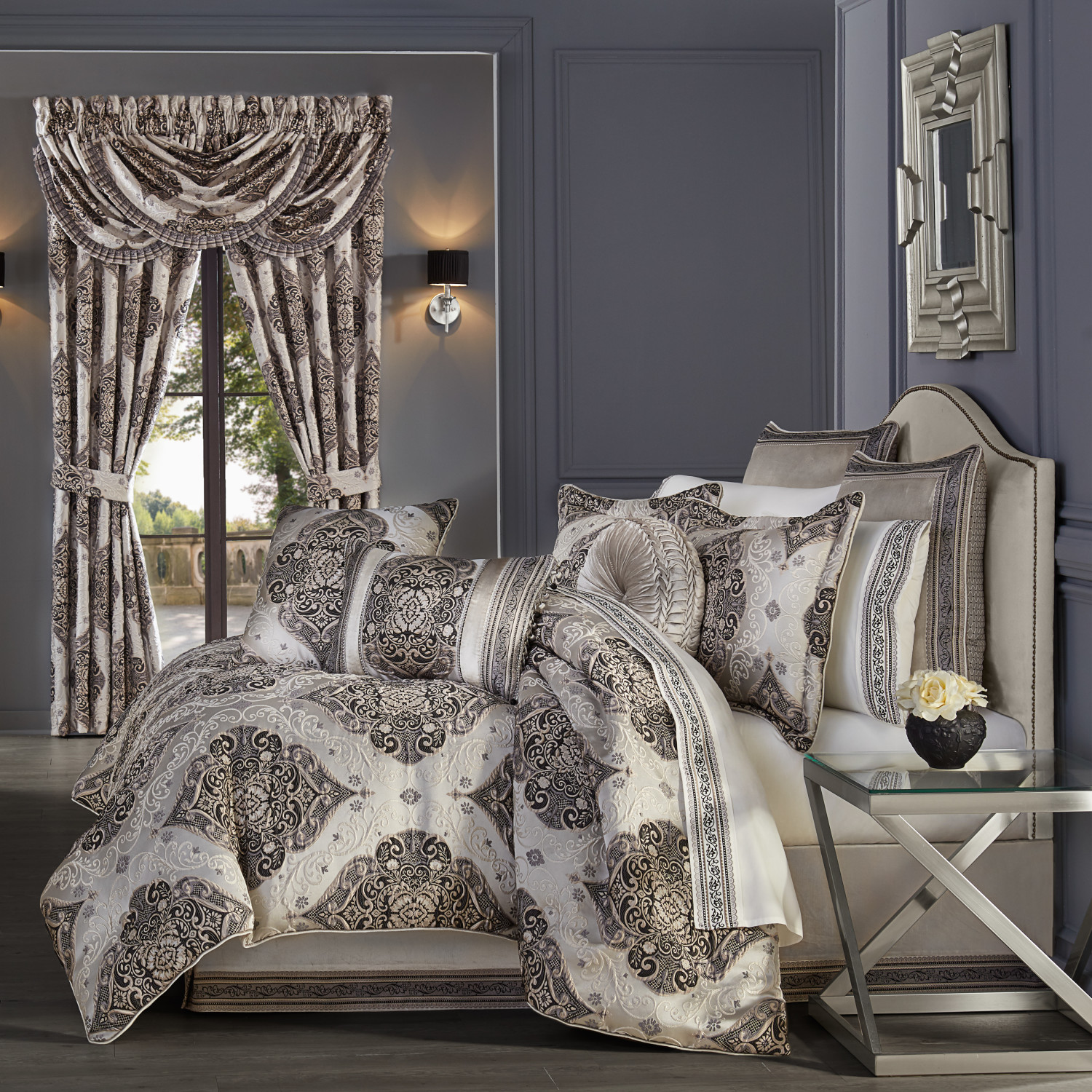 Silver Queen 4Pc. Comforter Set