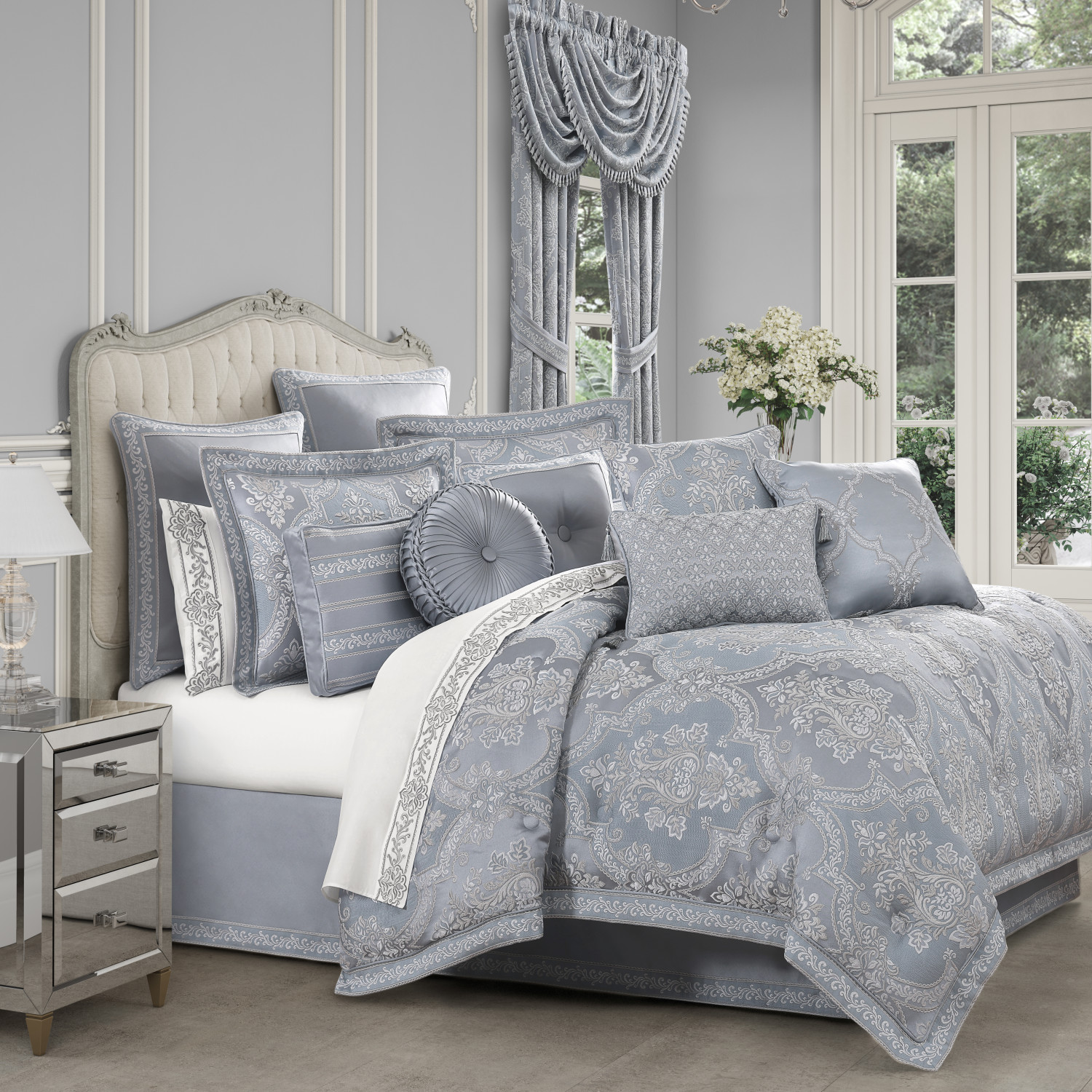 Powder Blue Queen 4Pc. Comforter Set