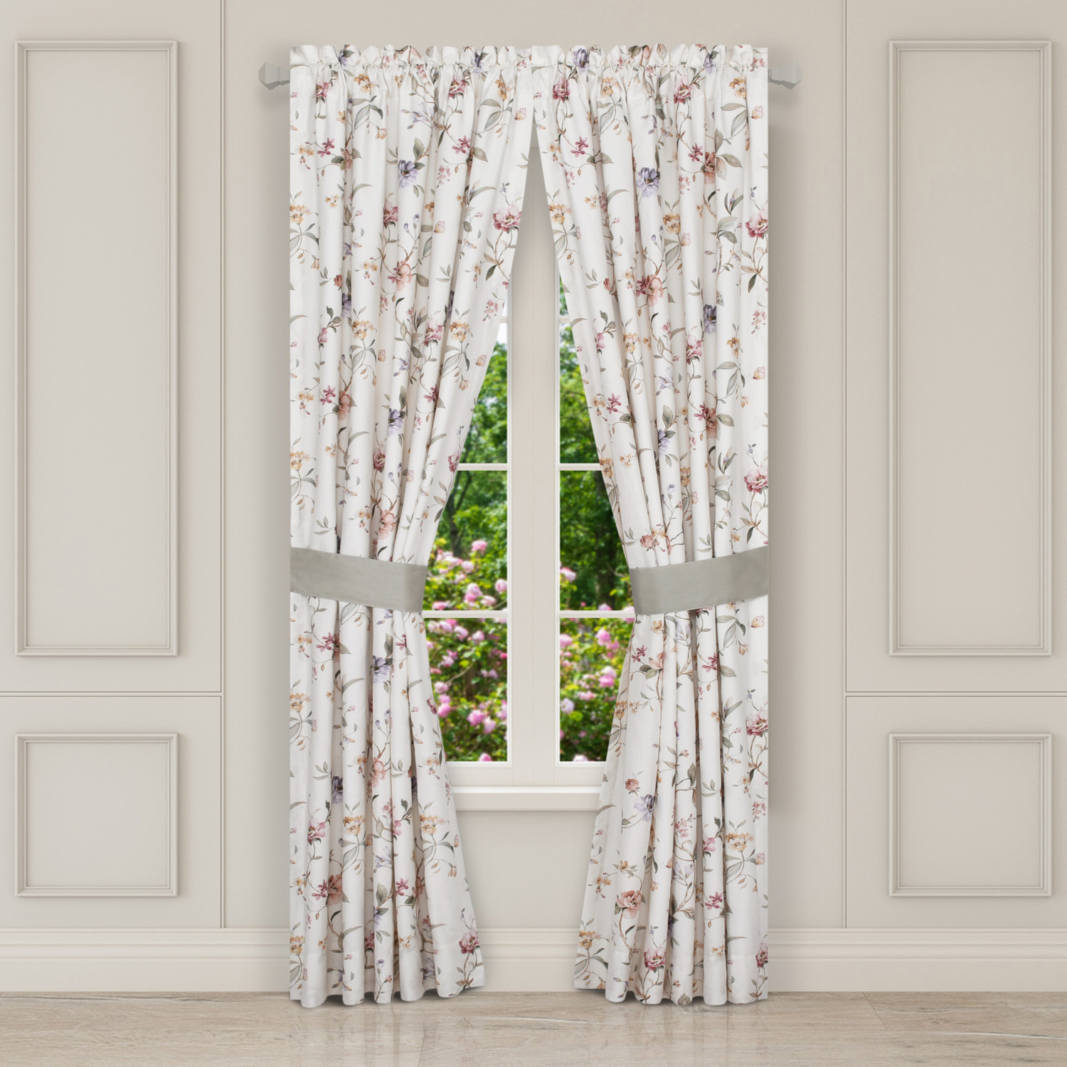 Ivory King/Cal King 3Pc. Comforter Set