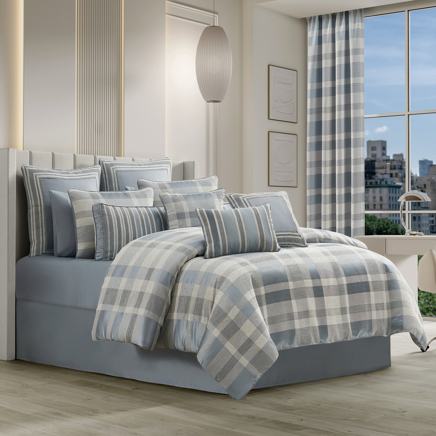 Blue Queen 4Pc. Comforter Set