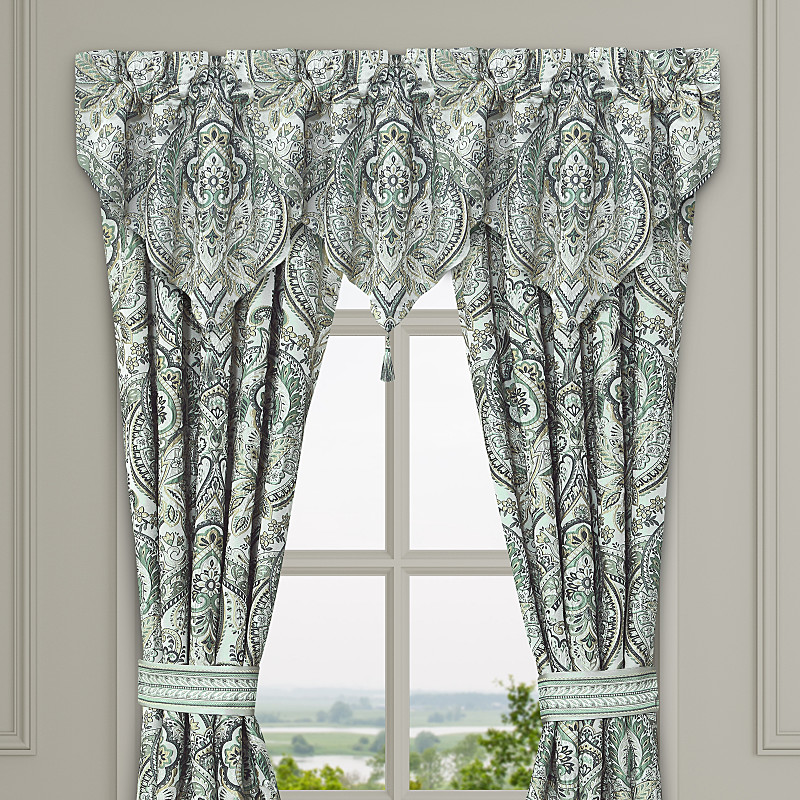 Spa Window Ascot Valance