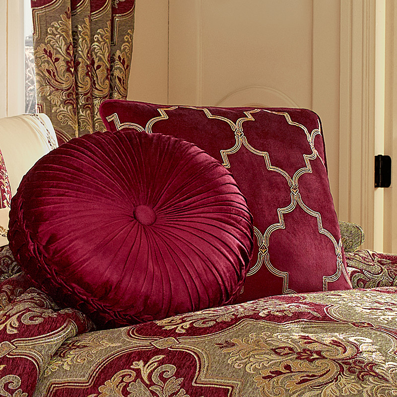 Crimson Tufted Round Decorative Throw Pillow