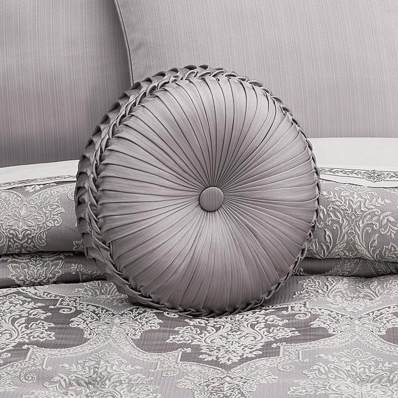 Lavender Tufted Round Decorative Throw Pillow