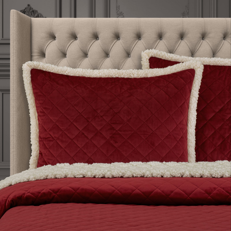 Crimson Full/Queen 3Pc. Quilt Set