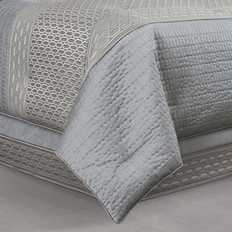 Cloud Queen 4Pc. Comforter Set