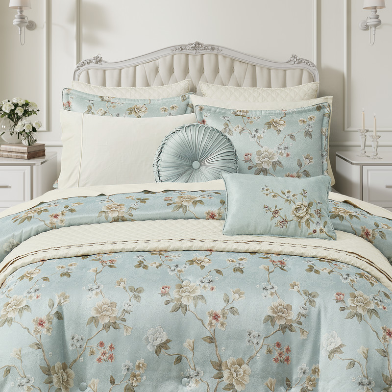 Spa Queen 4Pc. Comforter Set