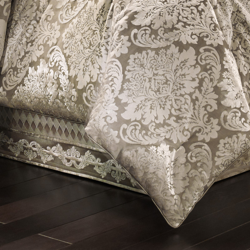 Sand King 4Pc. Comforter Set