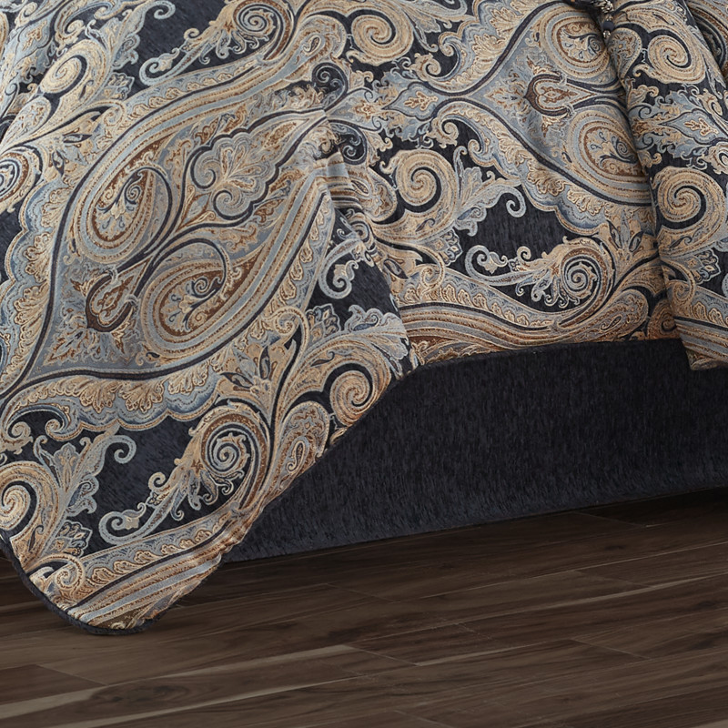 Indigo Queen 4Pc. Comforter Set