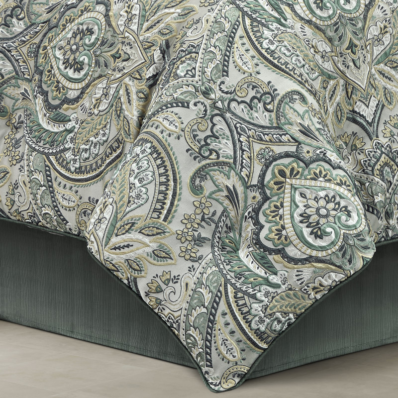 Spa Queen 4Pc. Comforter Set