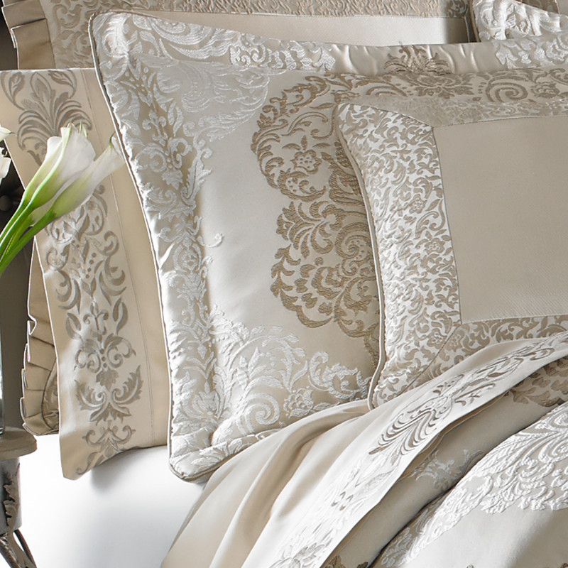 Gold King 4Pc. Comforter Set