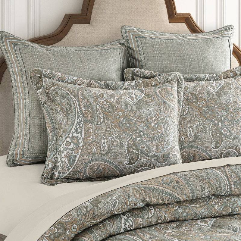Aqua Queen 4Pc. Comforter Set