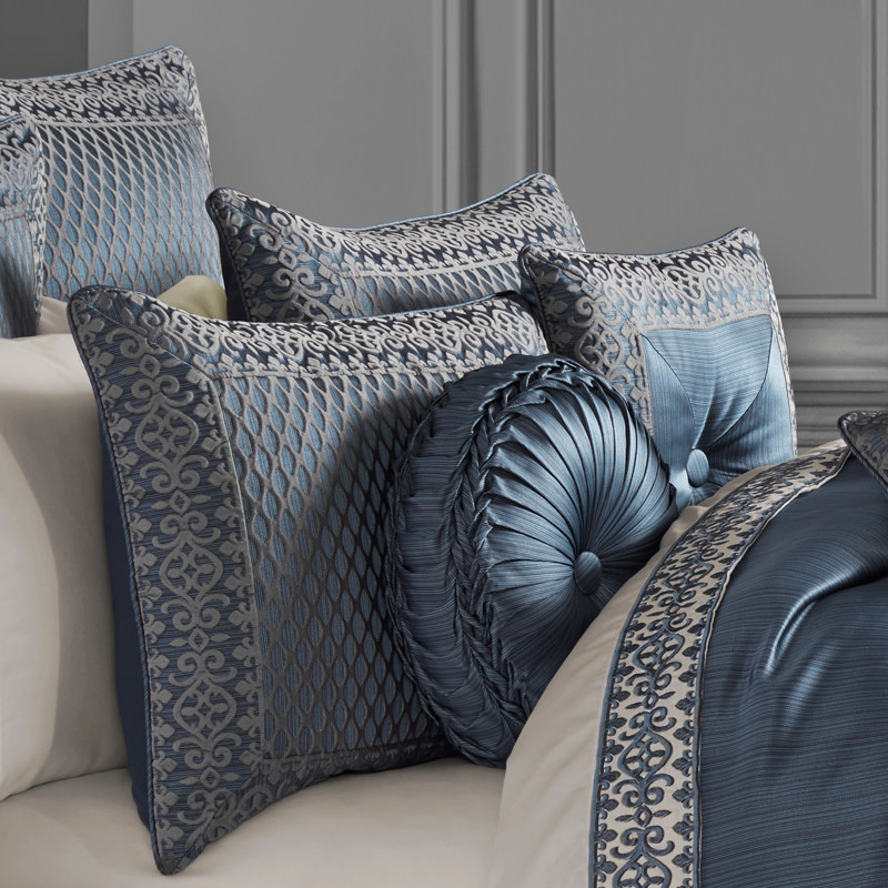 Blue Queen 4Pc. Comforter Set