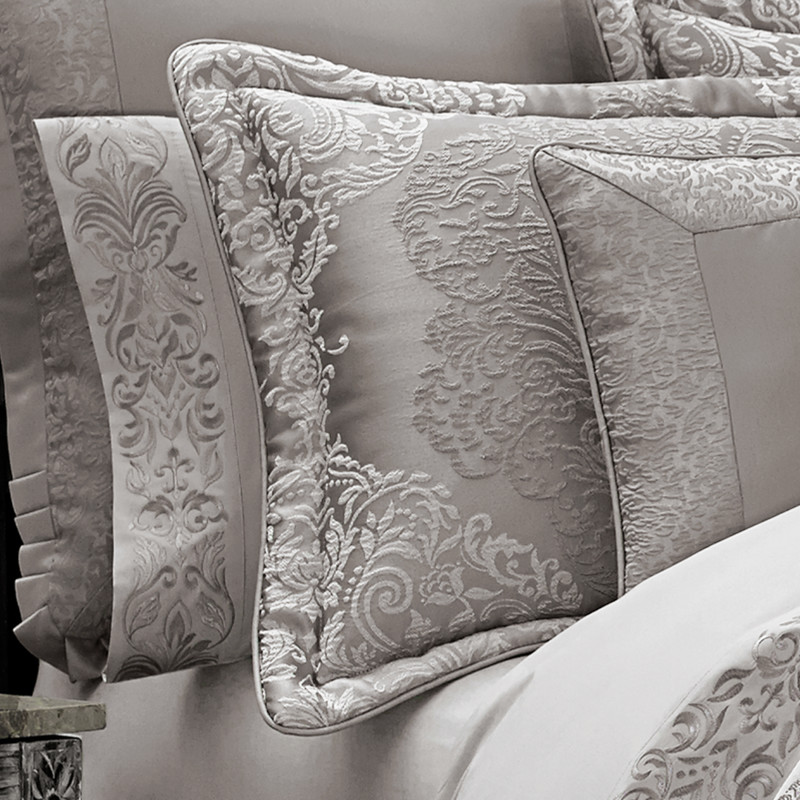 Silver King 4Pc. Comforter Set