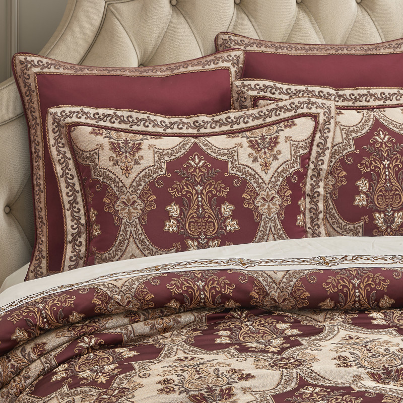 Bordeaux King 4Pc. Comforter Set