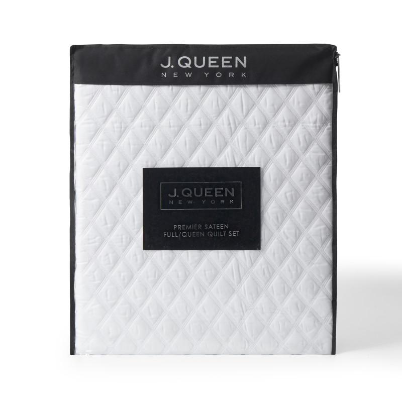 Crisp White Full/Queen 3Pc. Quilt Set