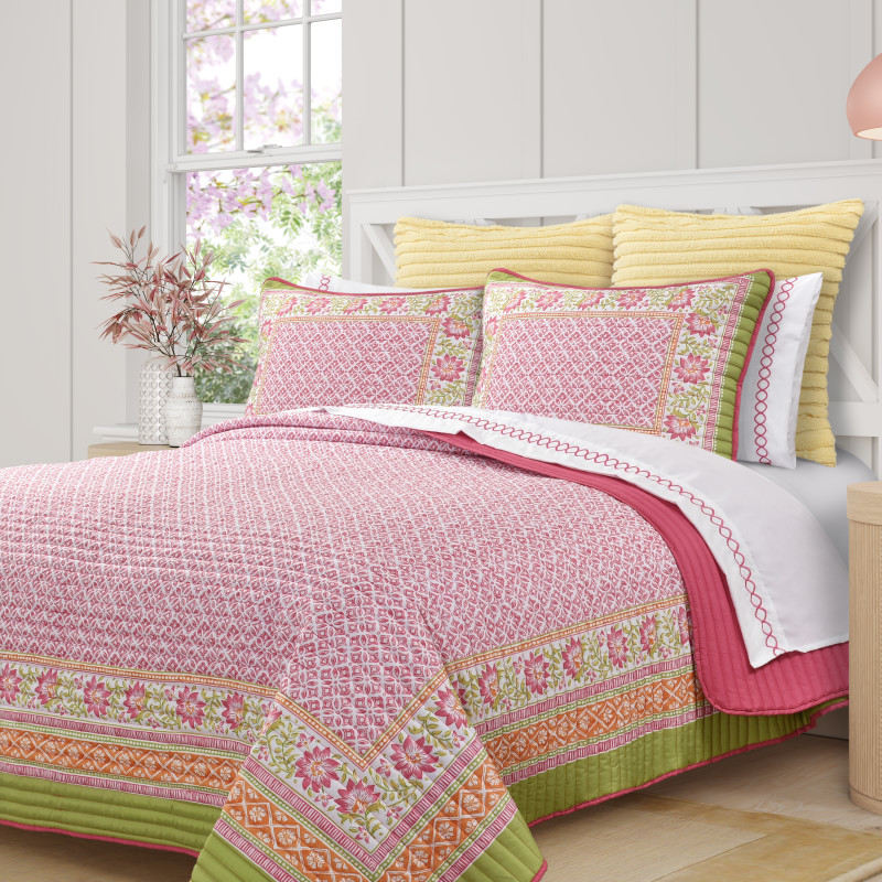 Pink Twin/Twin Xl 2Pc. Quilt Set