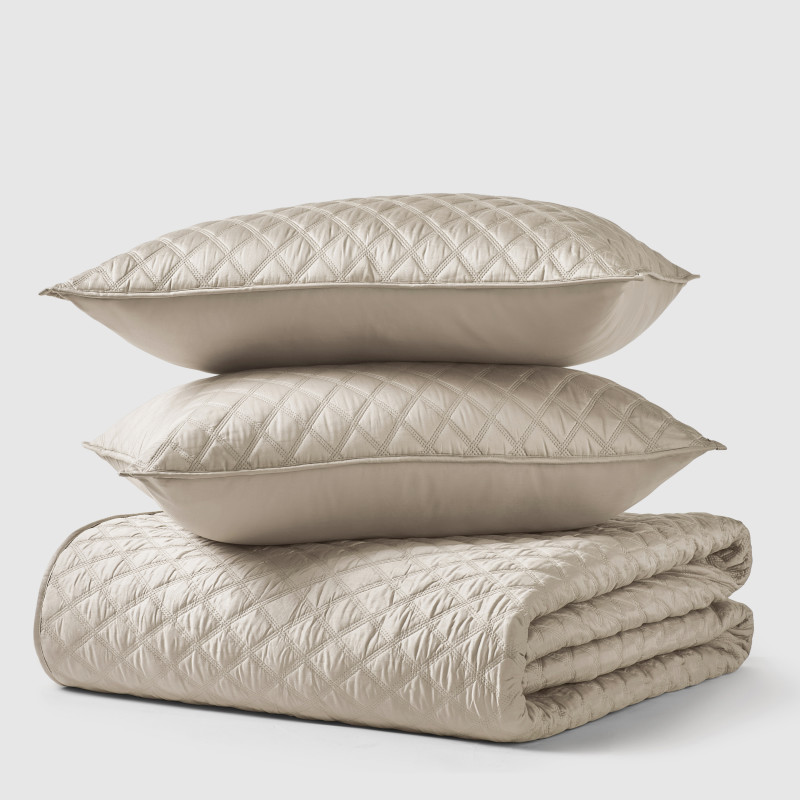 Almond Full/Queen 3Pc. Quilt Set