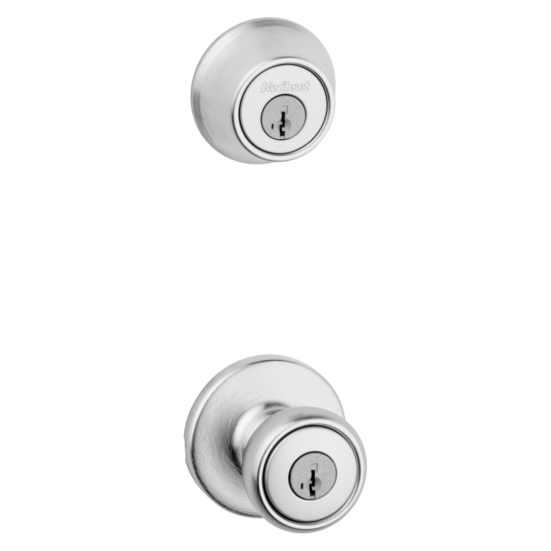 690 Tylo Keyed Doorknob with Deadbolt Combo Pack in Satin Chrome featuring SmartKey Security