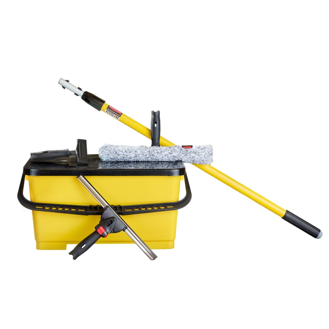 Rubbermaid Commercial Products 6-Piece Glass Cleaning Starter Kit