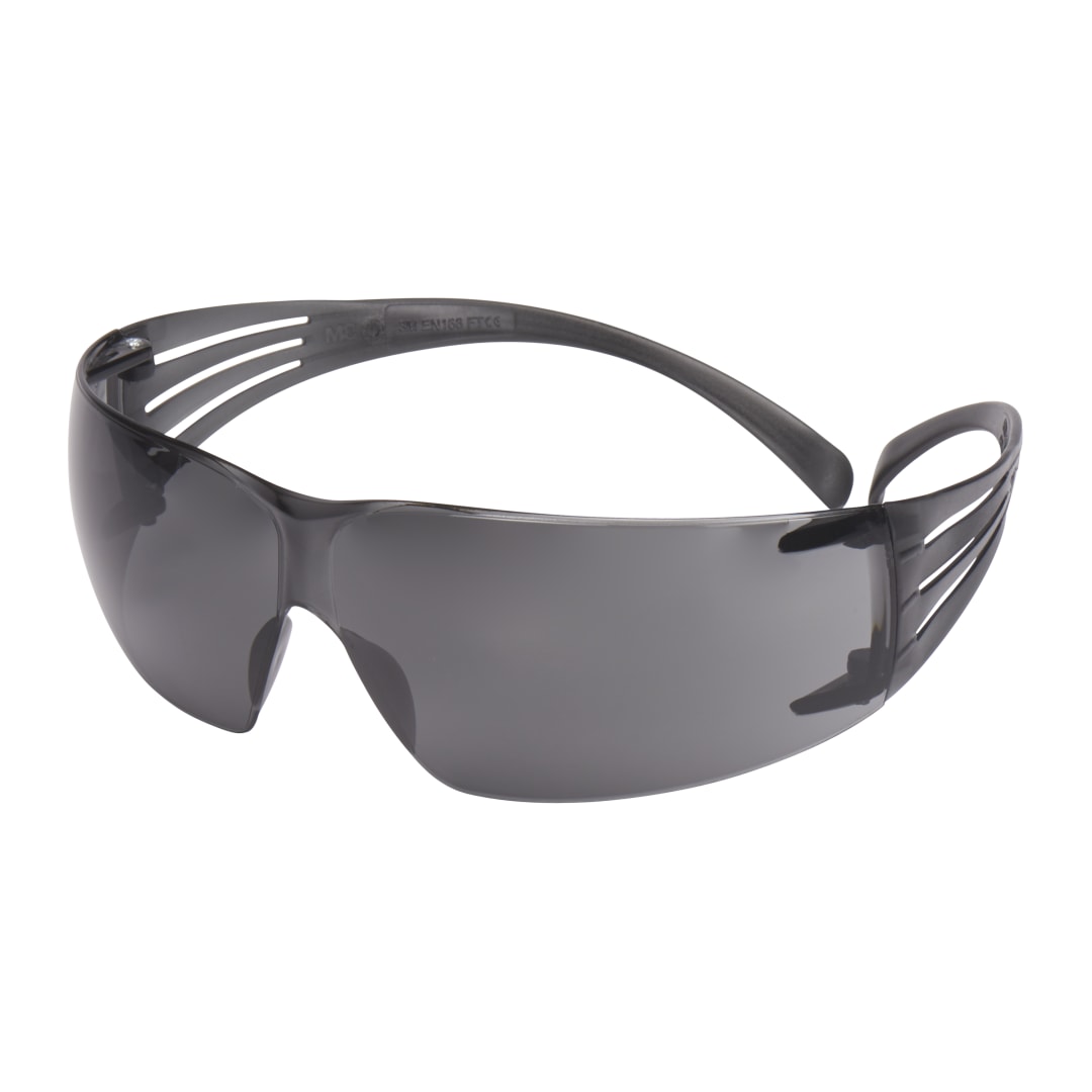 3M™ SecureFit™ 200 İş Güvenliği Gözlükleri, Çizilmeye Dayanıklı / Buğu Önleyici Plus, Gri Lens, SF202AFP
