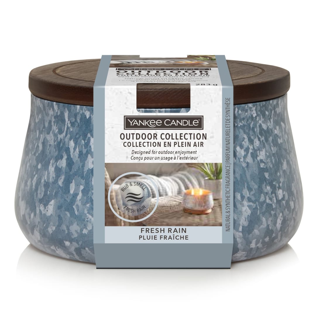 Yankee Candle® Outdoor Citronella Candle | Fresh Rain Medium Candle | Burn Time: Up to 24 Hours | Outdoor Collection