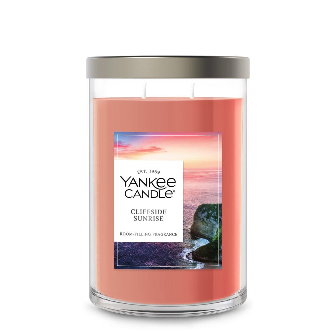 Yankee Candle Large Tumbler Scented Candle with up to 80 Hour Burn Time, Premium Plant Wax Blend for Consistent Burn, 20 oz Tumbler Candle with Room Filling Fragrance, Cliffside Sunrise
