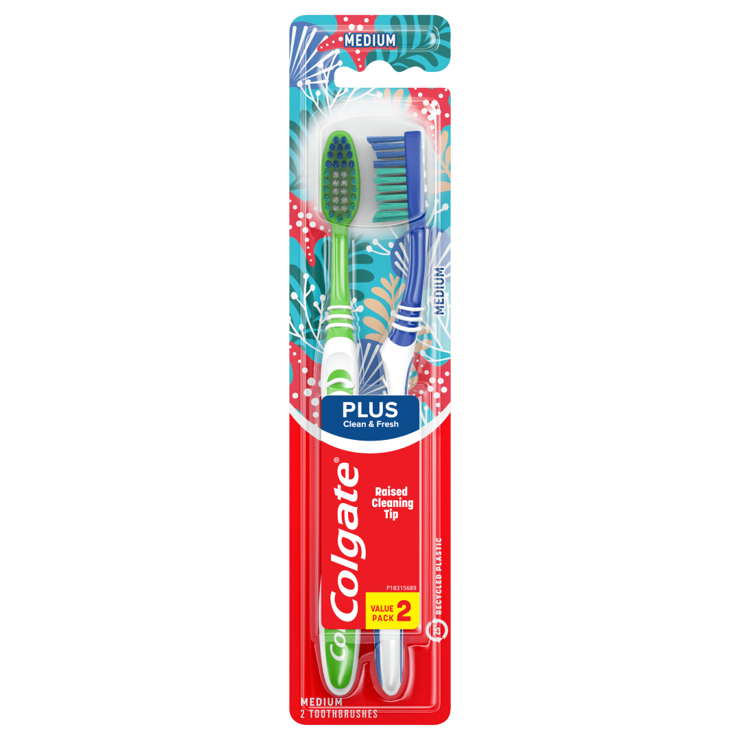 Colgate Plus Full Head Adult Toothbrush, Medium - 2 Count