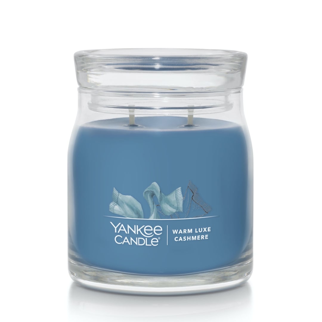 Yankee Candle® Warm Luxe Cashmere Signature Medium Jar Candle
