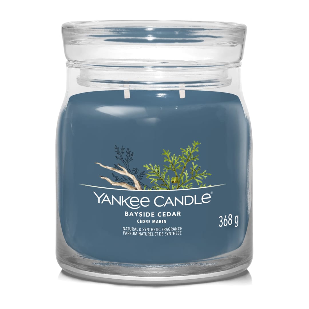 Yankee Candle® Signature Scented Candle | Bayside Cedar Medium Jar Candle with Double Wicks | Soy Wax Blend Long Burning Candle