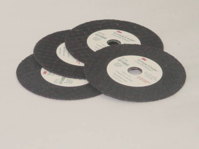 Disco de Corte Fino 3M™ General Purpose – Diâmetro de 180 mm, Espessura de 3,0 mm, Furo central de 22,23 mm, Grão 30