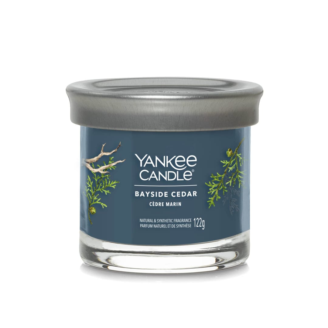 Yankee Candle® Bayside Cedar