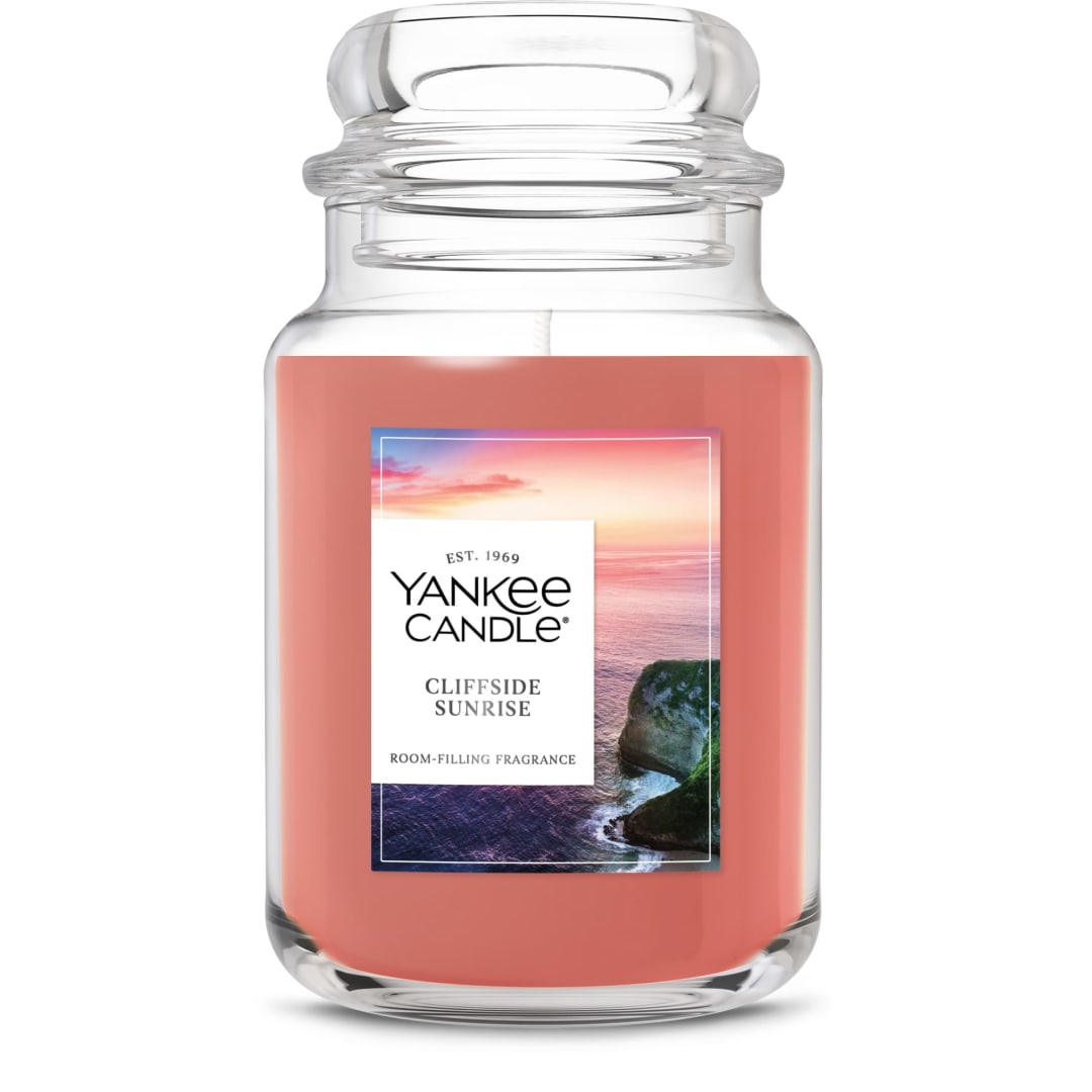 Yankee Candle Large Jar Scented Candle with up to 150 Hour Burn Time, Premium Plant Wax Blend for Consistent Burn, 22 oz Jar Candle with Room Filling Fragrance, Cliffside Sunrise