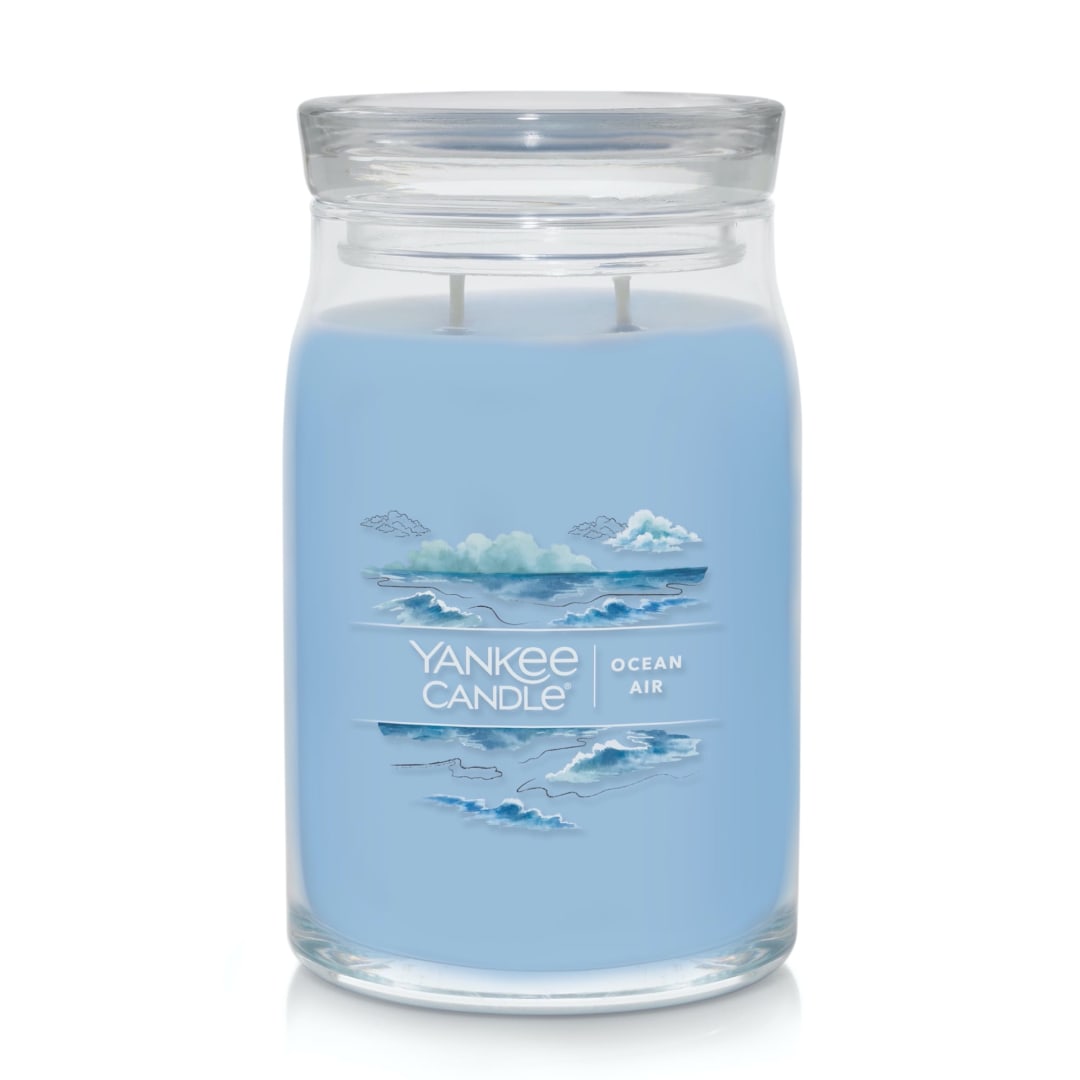 Yankee Candle® Ocean Air Signature Large Jar Candle