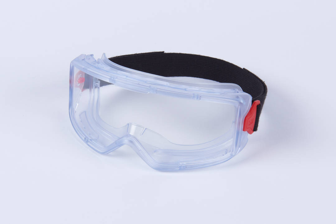 Óculos de proteção ampla visão 3M™ GoggleGear™ Série 3000, GG3001-AF LA, Proteção de PVC, Lente Transparente Antirrisco/Antiembaçante, Tira de Tecido, 10 unidades