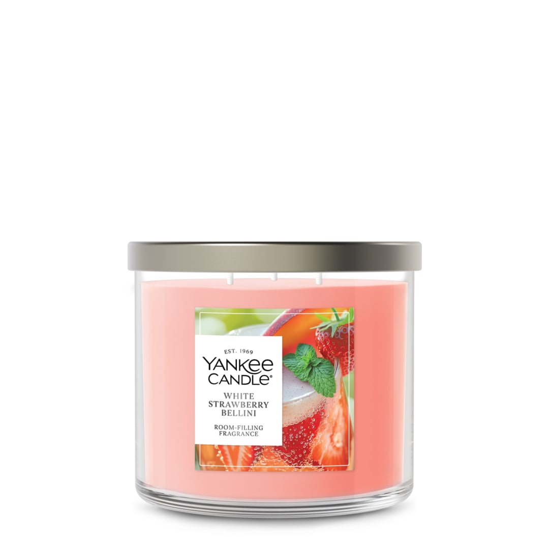 Yankee Candle® 3 Wick Candle Jar, Scented Candle with up to 40 Hours of Burn Time, Premium Plant Wax Blend for Consistent Long Lasting Scent from First to Last Burn, White Strawberry Bellini
