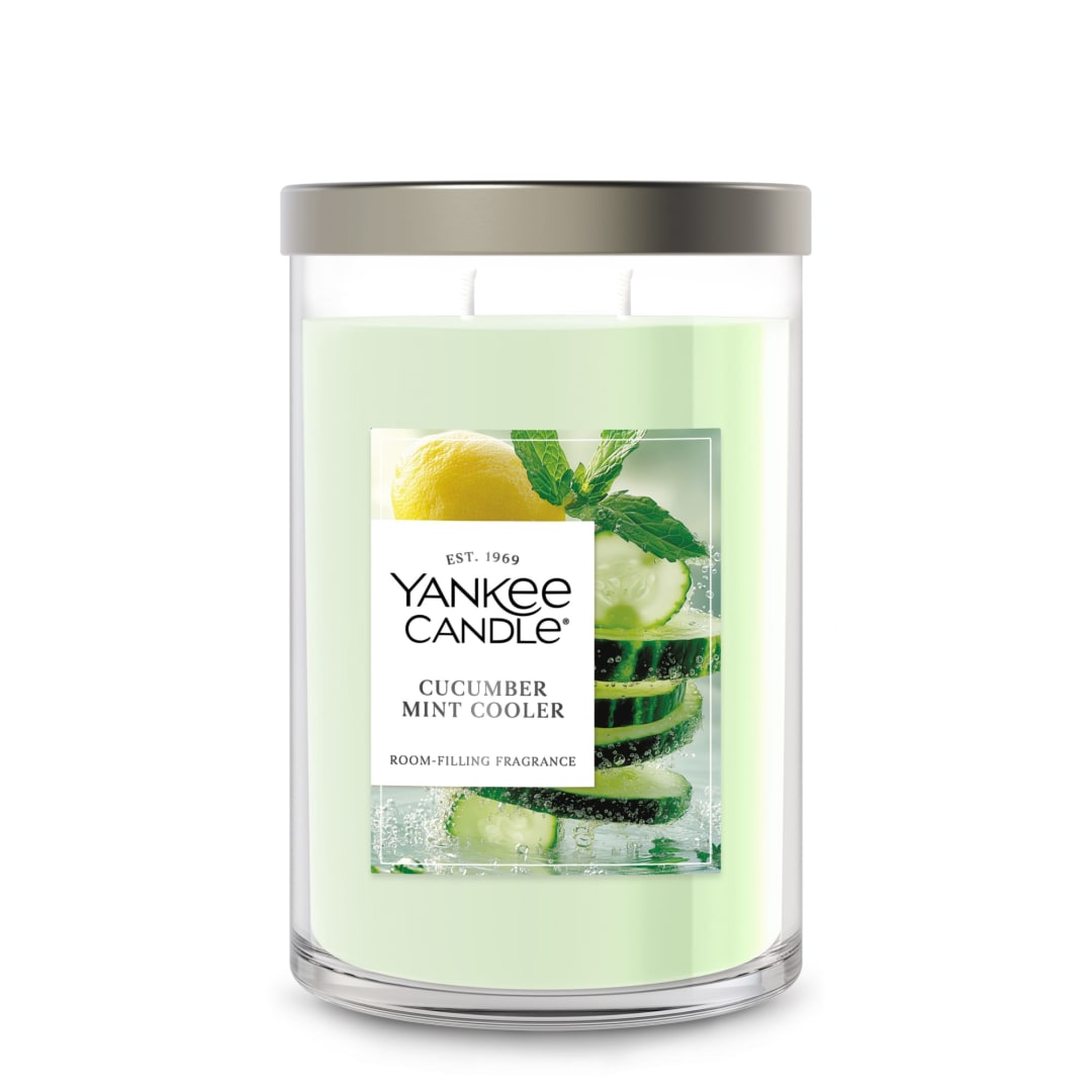 Yankee Candle Large Tumbler Scented Candle with up to 80 Hour Burn Time, Premium Plant Wax Blend for Consistent Burn, 20 oz Tumbler Candle with Room Filling Fragrance, Cucumber Mint Cooler