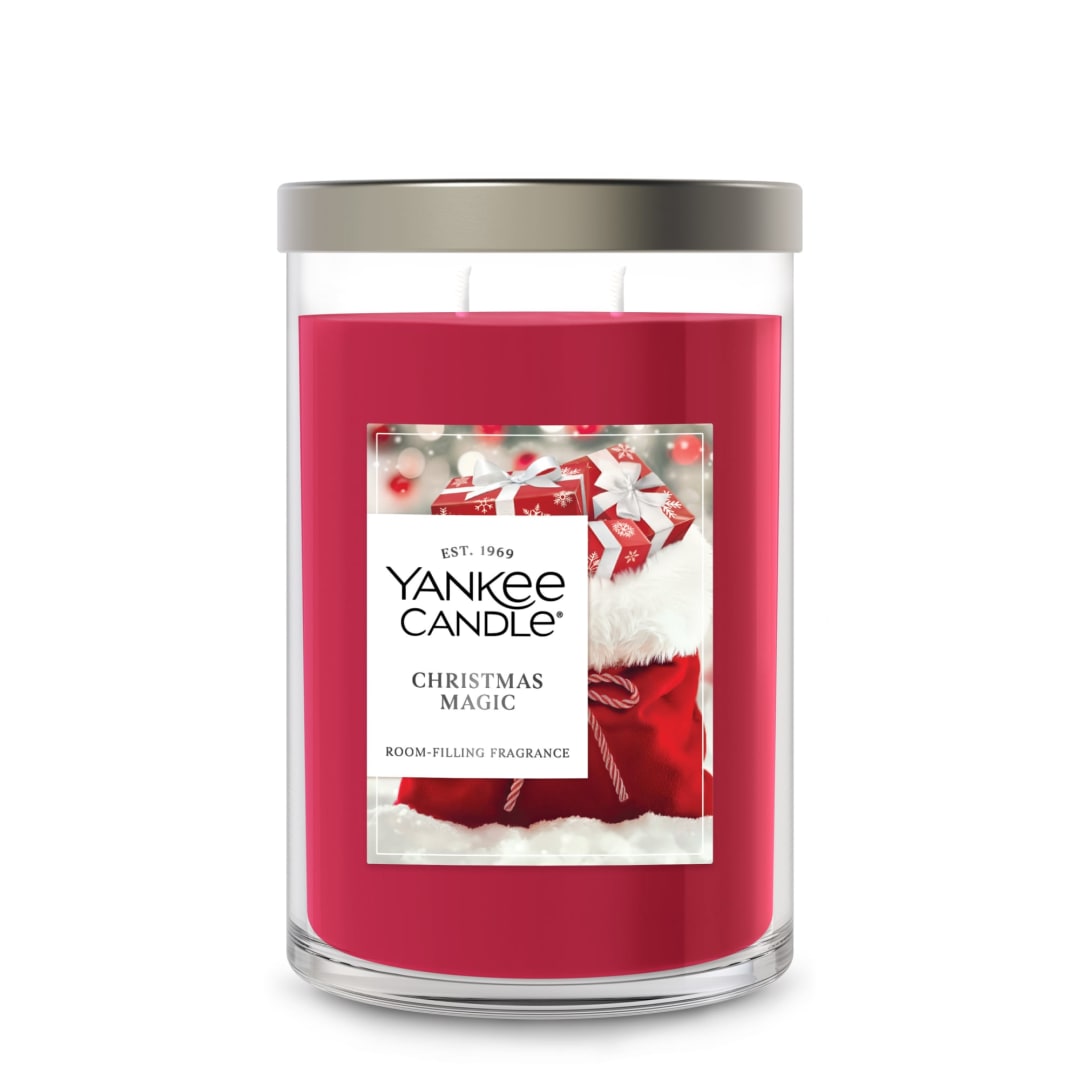Yankee Candle Large Tumbler Scented Candle with up to 80 Hour Burn Time, Premium Plant Wax Blend for Consistent Burn, 20 oz Tumbler Candle with Room Filling Fragrance, Christmas Magic