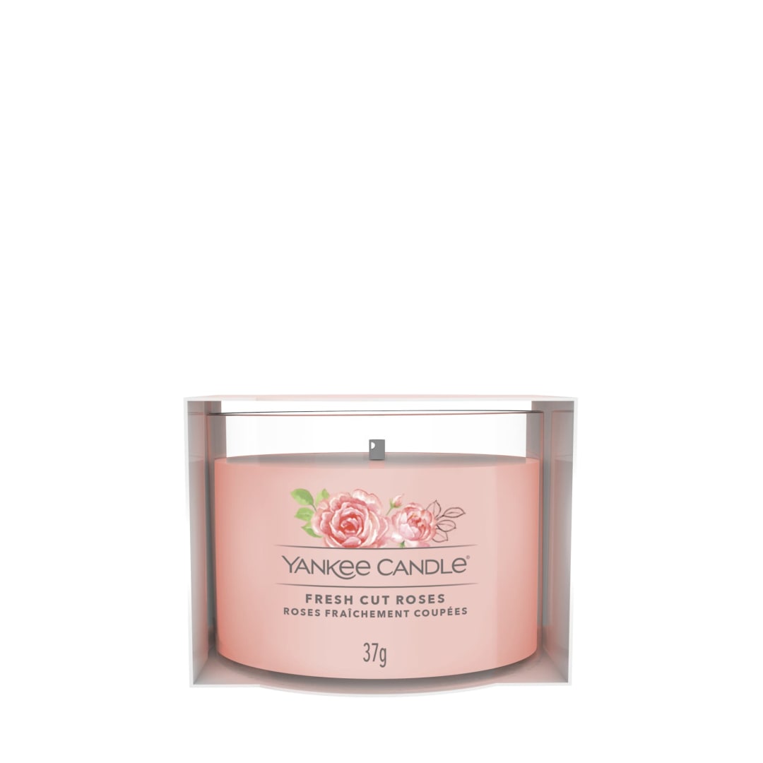 Yankee Candle® Fresh Cut Roses