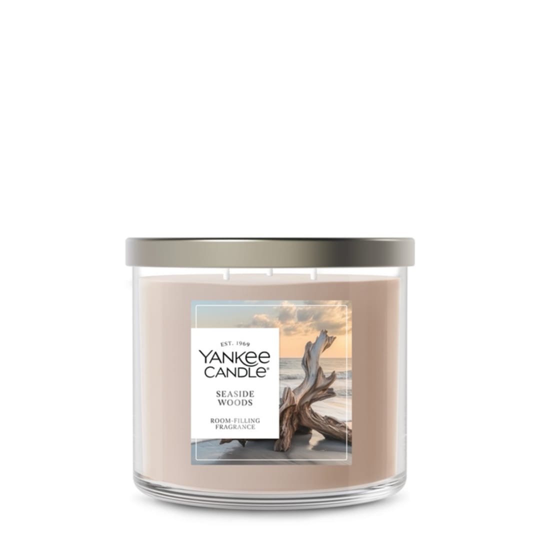 Yankee Candle 3 Wick Candle Jar, Scented Candle with up to 40 Hours of Burn Time, Premium Plant Wax Blend for Consistent Long Lasting Scent from First to Last Burn, Seaside Woods