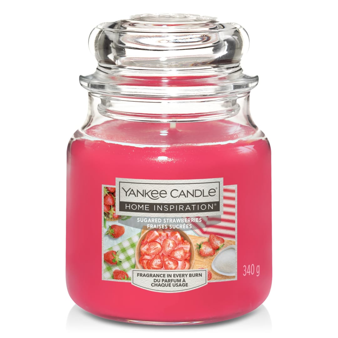 Yankee Candle® Home Inspiration Scented Candle | Sugared Strawberries Medium Jar Candle | Burn Time: up to 75 Hours