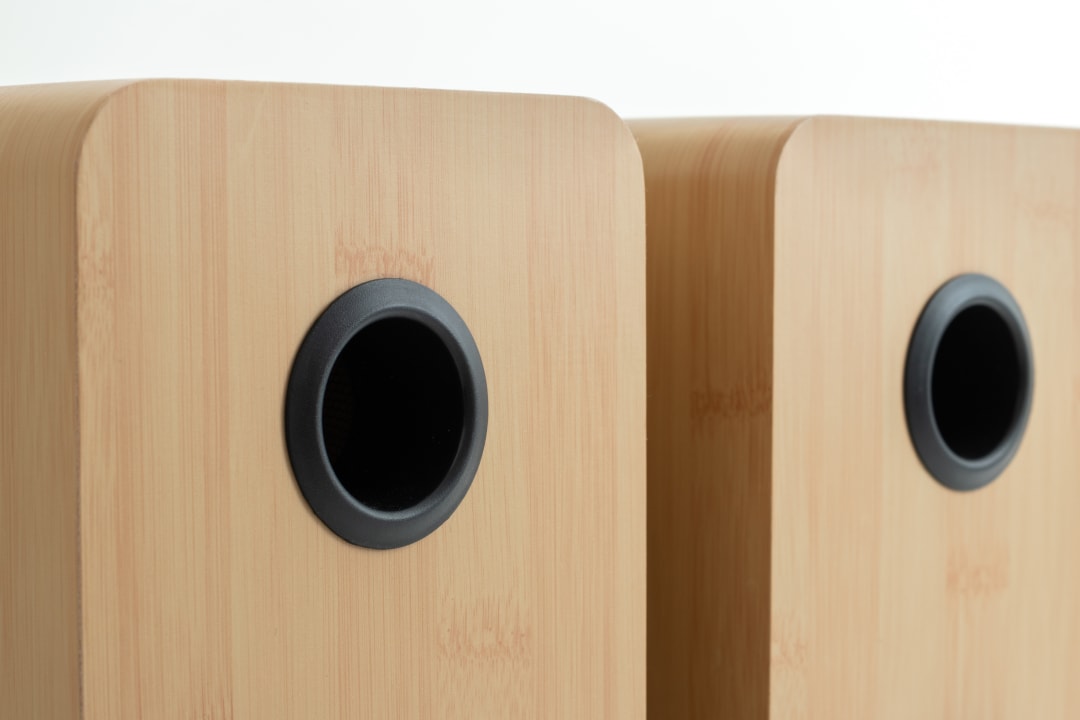 JAM BT BOOKSHELF SPEAKER WOOD