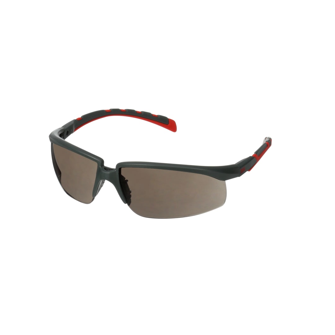 3M™ Solus™ 2000 Ochranné okuliare, Šedo/červené bočnice, povrchová úpravá Scotchgard™ proti zahmlievaniu (K&amp;N), šedý zorník, S2002SGAF-RED-EU