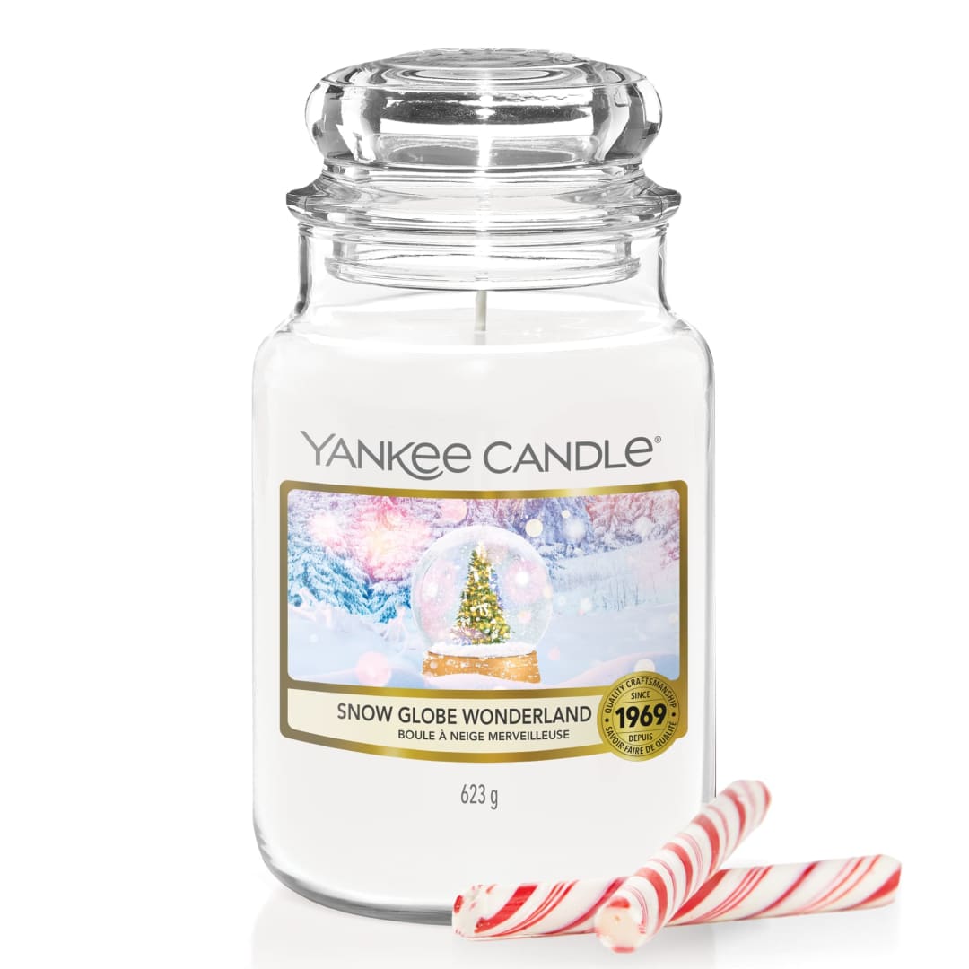 Yankee Candle® Scented Candle | Snow Globe Wonderland Large Jar Candle | Burn Time: up to 150 Hours | Perfect Gifts for Women