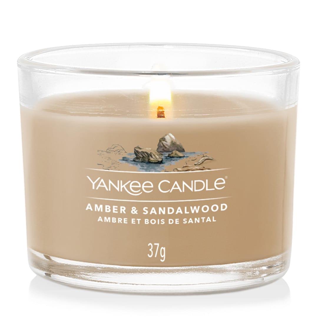 Yankee Candle Scented Candles Filled Votive | Amber & Sandalwood | Soy Blend Wax Mix | 1 Count